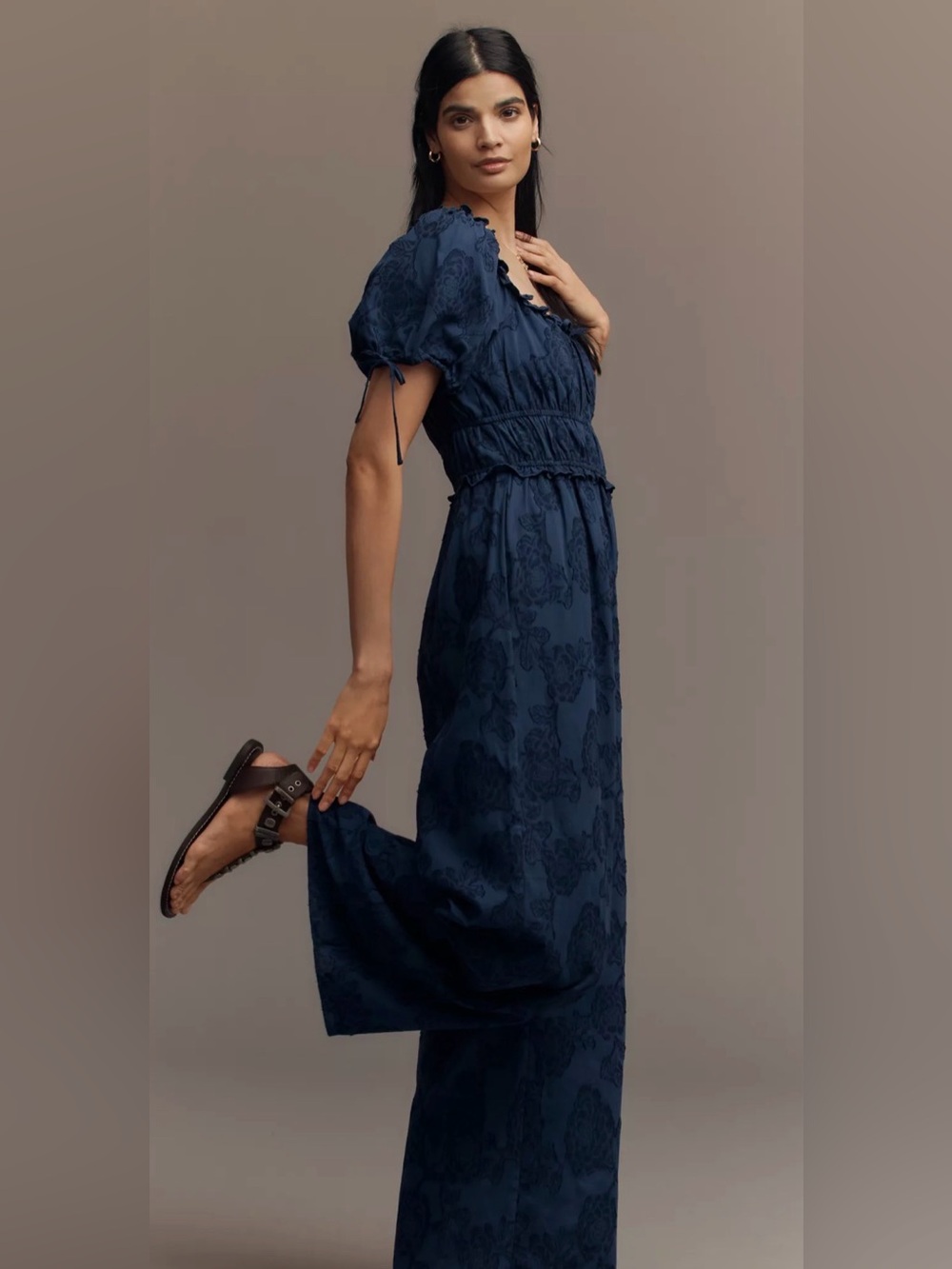 Anthropologie - Sarah Hann Linen Blend Puff-Sleeve Jumpsuit - Picture 2 of 9